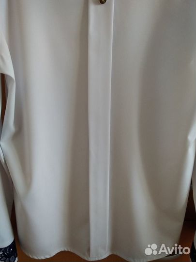 Блузка женская белая 44 размера