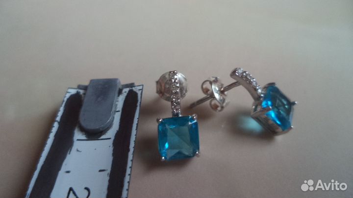 Серьги-пуссеты серебро 925 с камнями