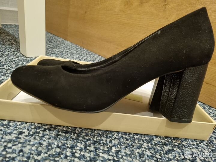 Туфли женские 38,5 размер черные