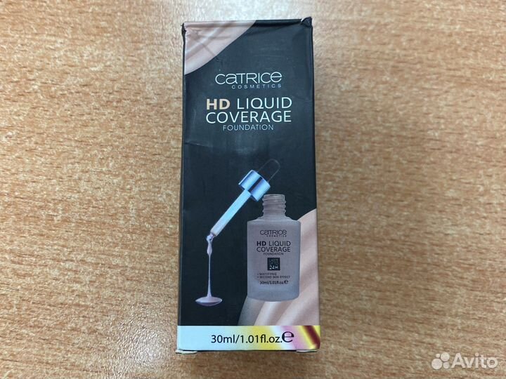 Тональная основа Catrice