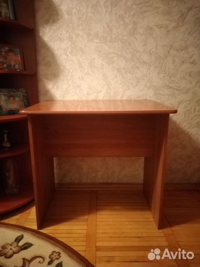 Письменный стол