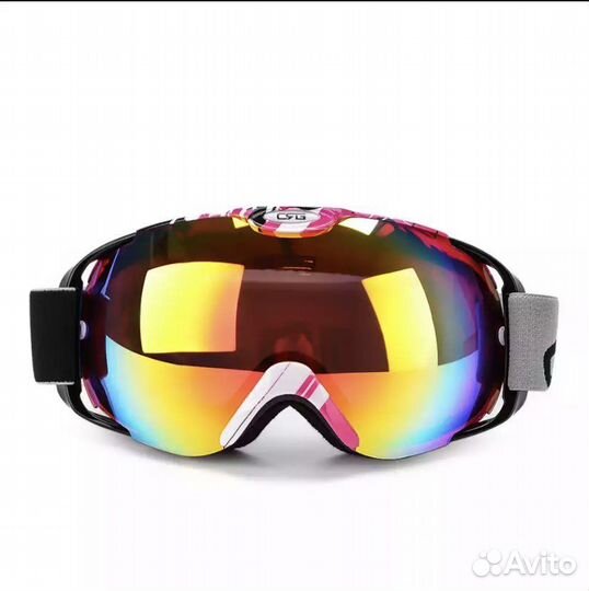 Горнолыжный шлем