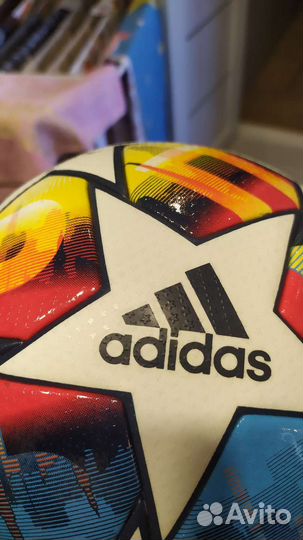 Футбольный мяч Adidas Лиги Чемпионов Питер OMB