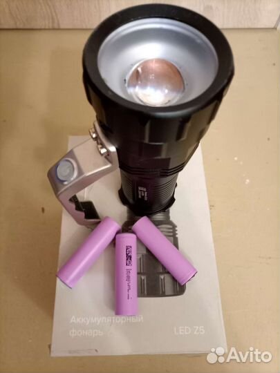 Фонарь Rombica led z5. Ручной прожектор. Зум