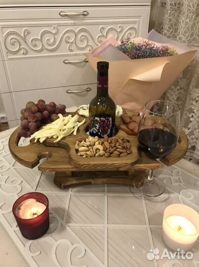 Винный столик