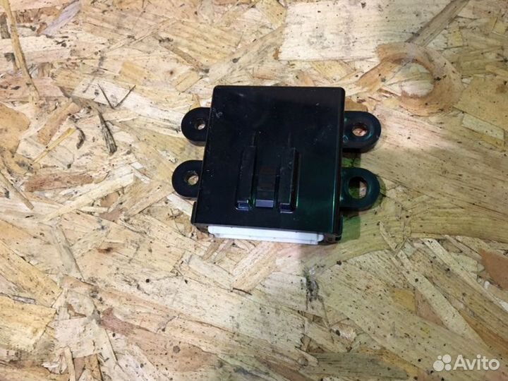 Блок управления ASG Mitsubishi Asx GA 4A92 2011