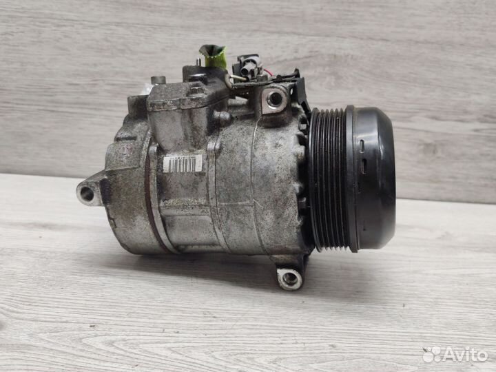 Компрессор кондиционера Mercedes C-Class W204 W212