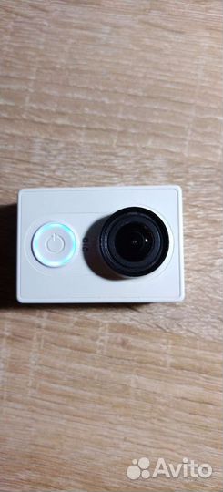 Экшн камера xiaomi