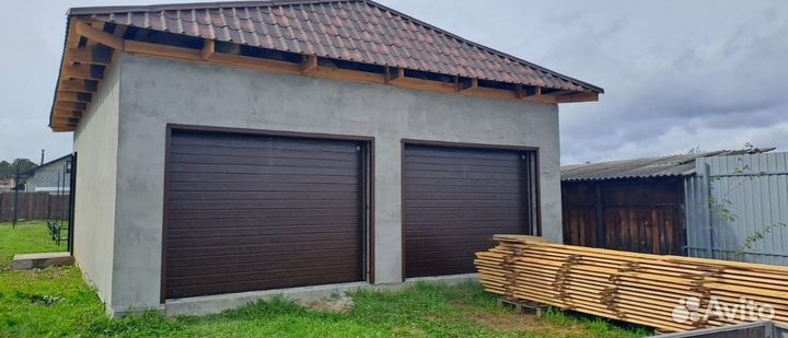 Секционные гаражные ворота Alutech