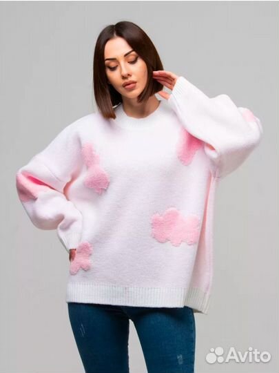 Свитер с облаками