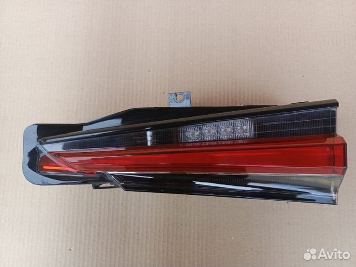 Фара заднего хода Lexus NX Z10