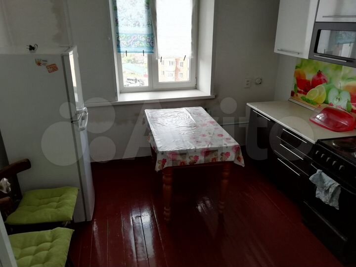 2-к. квартира, 48 м², 5/5 эт.