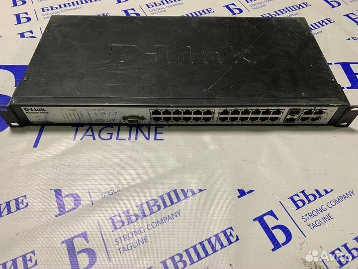 Коммутатор D-Link DES-3028