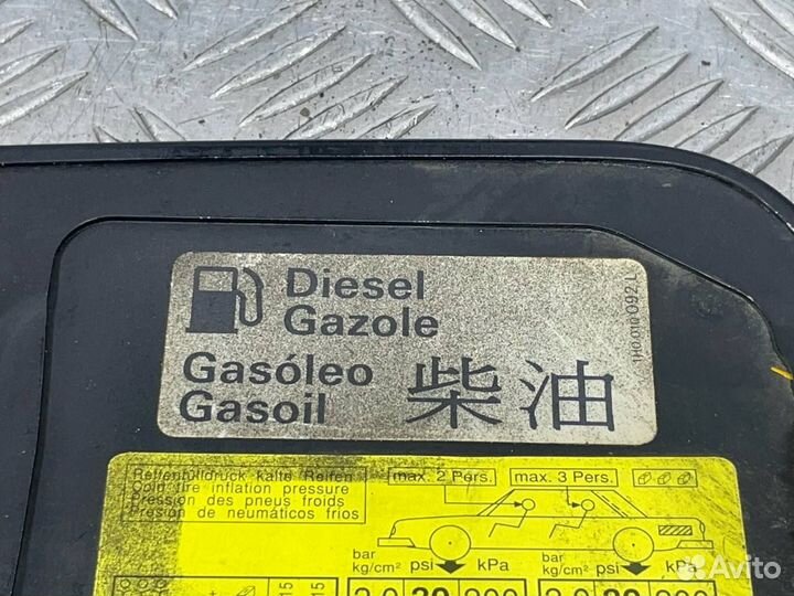 Б/У Лючок бензобака Audi A4 B5 1994-2000#001