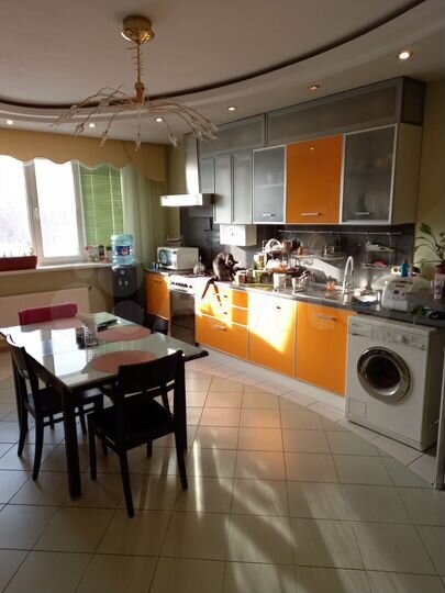 3-к. квартира, 102,7 м², 6/6 эт.