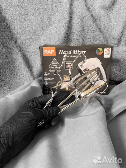 Кухнонный ручной миксер