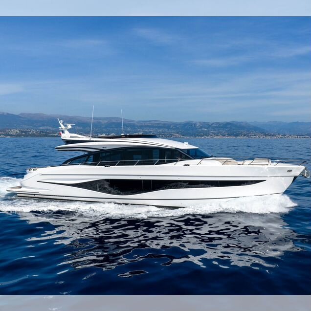 Моторная яхта Princess Yachts S80