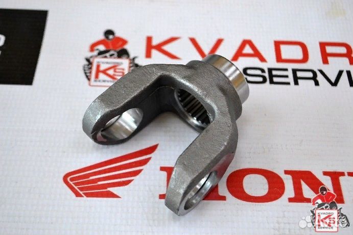 Хвостовик кардана BRP 715900436