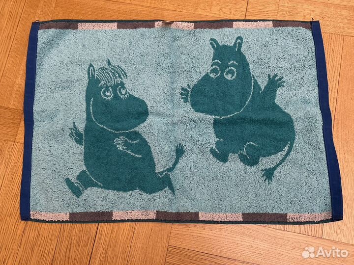 Полотенце с бегемотиками