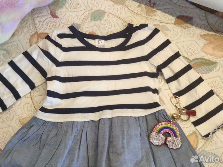 Платье на девочку gap