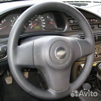 Накладка из кожи на руль Chevrolet Niva