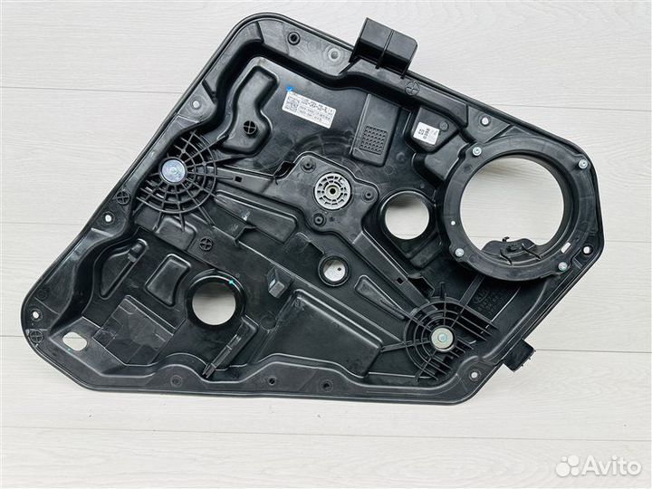 Стеклоподъемник задний левый Kia Soul 3 2.0 G4NA