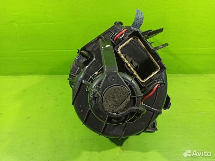 Мотор печки Bmw 7 F01/02 N63B44A 2010