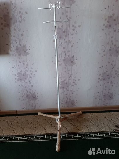 Стойка медицинская для капельницы