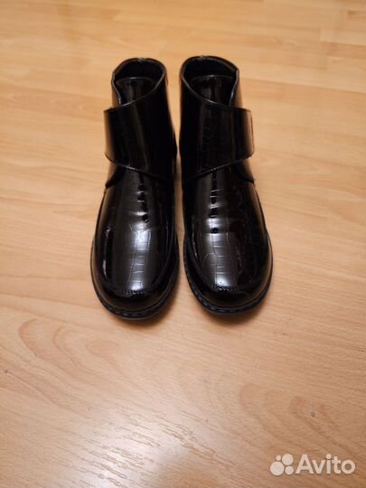 Ботинки осенние женские