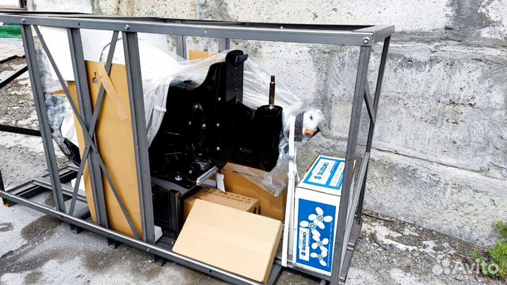 Мотор лодочный Suzuki DF115BTX черный