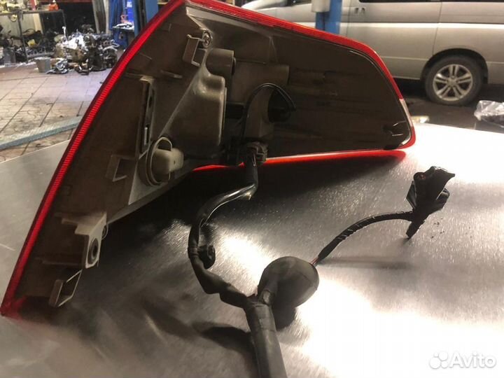 Фонарь задний левый Nissan Teana J32