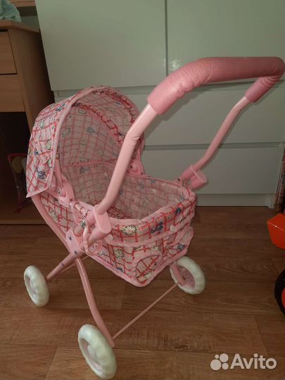 Коляска кукольная для девочки