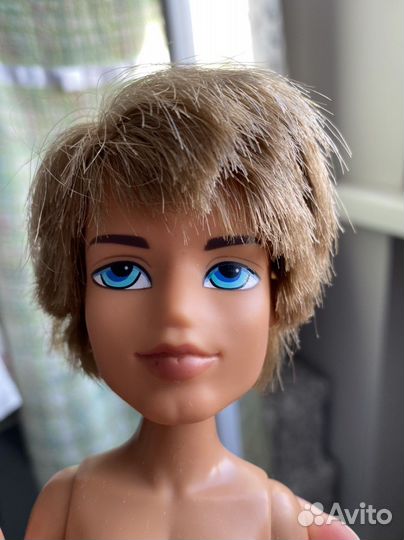 Братц кукла (Bratz) 2010 года