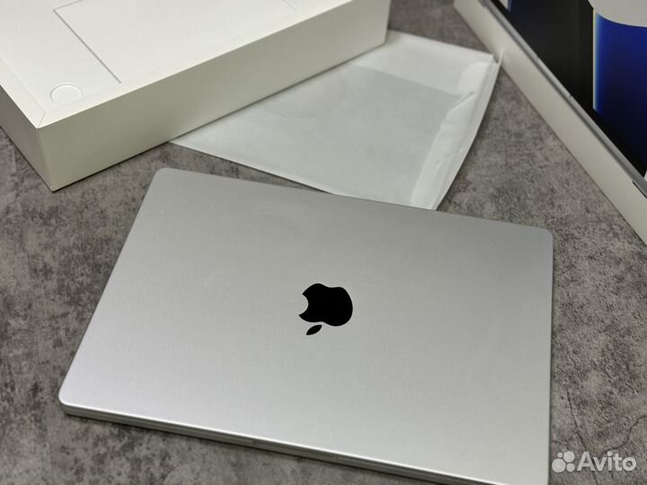 Macbook pro 14 16/512 siliver коробка отлинчый