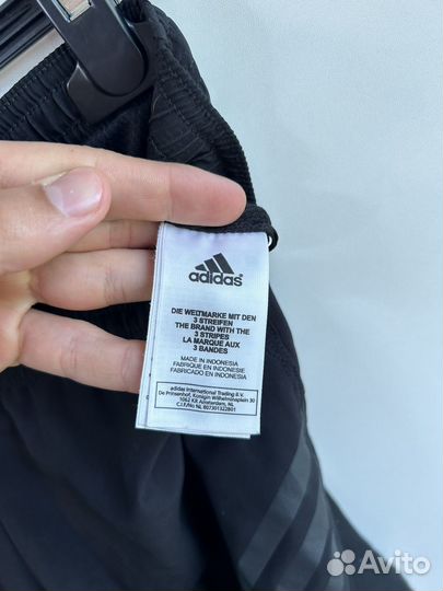 Шорты adidas