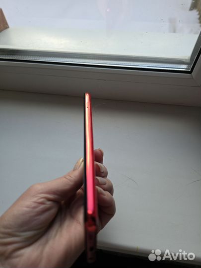 Samsung Galaxy S10, 8/128 ГБ