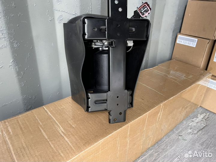 Компрессор на infiniti 56/80 для пневмоподвески