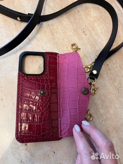 Чехол на iPhone 13 pro