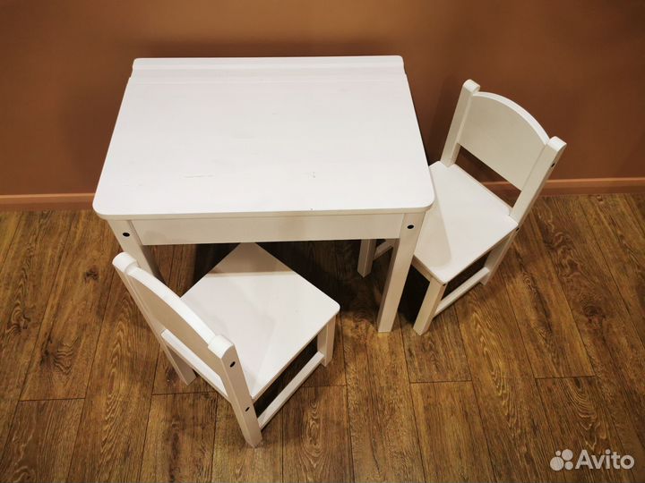 Детский стол и 2 стула IKEA сундвик