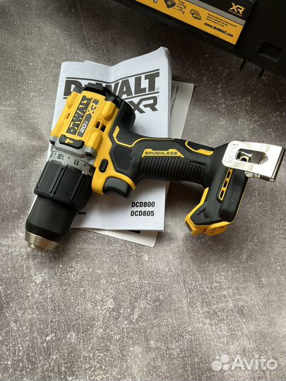 Ударная дрель шуруповерт DeWalt DCD805