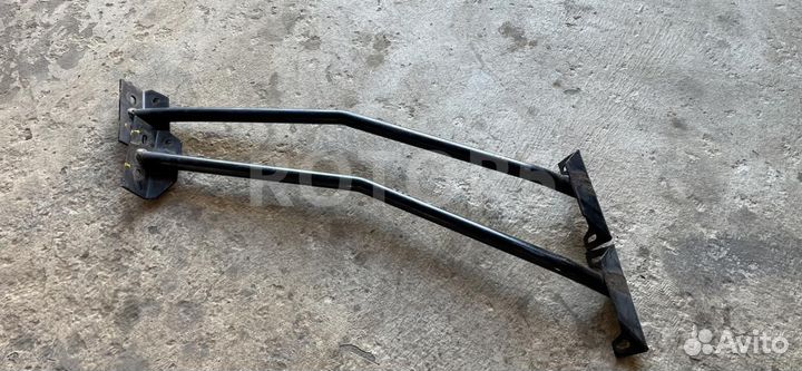 Кронштейн подножки кабины DAF XF 105 2012