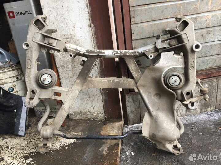 Подрамник передний бмв е39 31106755072