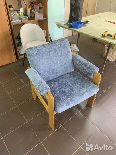 Перетяжка мягкой мебели