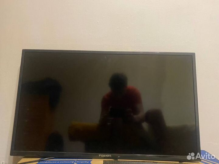 Телевизор erisson 32LM8050T2