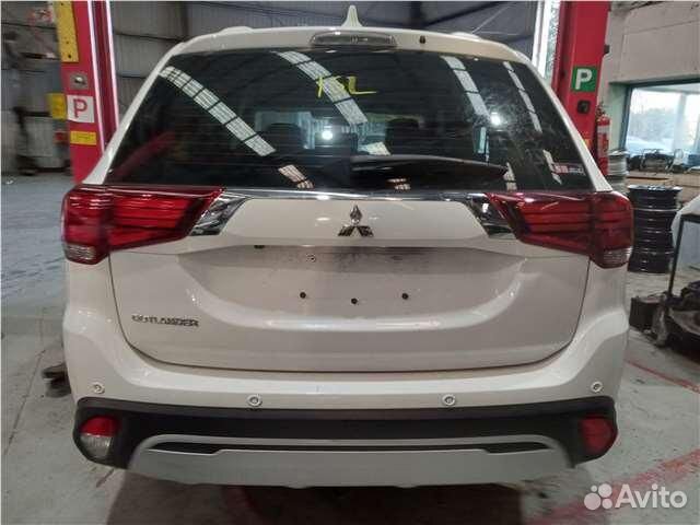Mitsubishi Outlander 3 в разборе несколько
