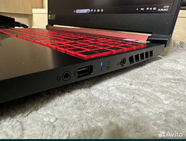 Acer Nitro 5 i5-9300H/12Gb/IPS/GTX1050