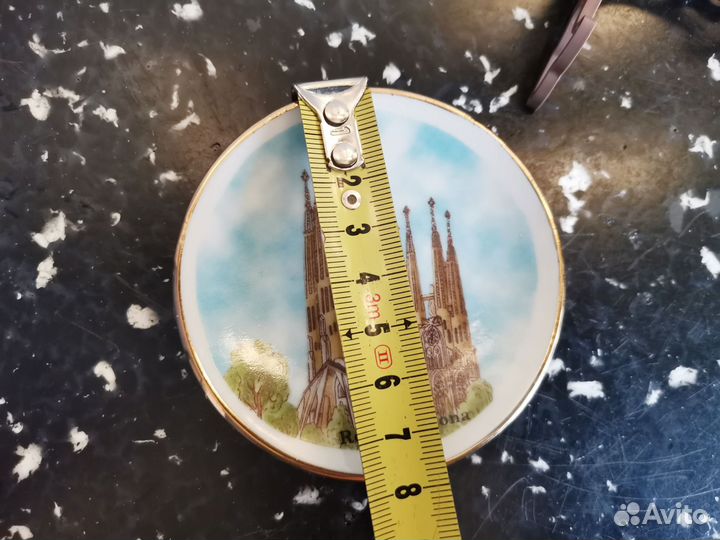 Тарелка декоративная Барселона на подставке