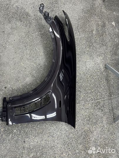 Крыло Infiniti fx37