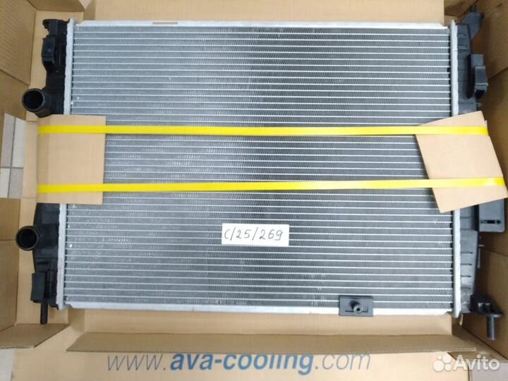 Радиатор охлаждения двигателя Nissan Qashqai 1.6 A