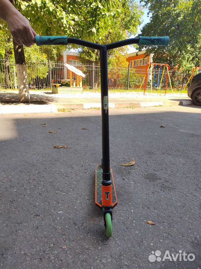 Трюковой самокат